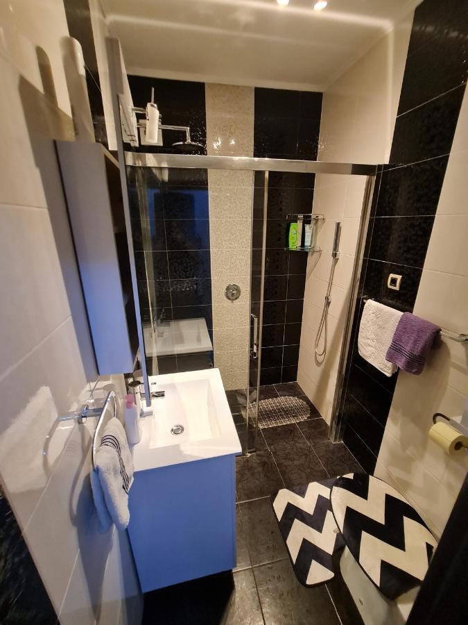 Stone House Apartment Kotor Bagian luar foto